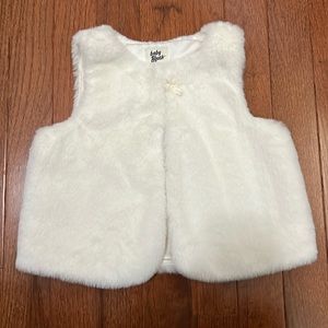 Faux fur vest, excellent condition